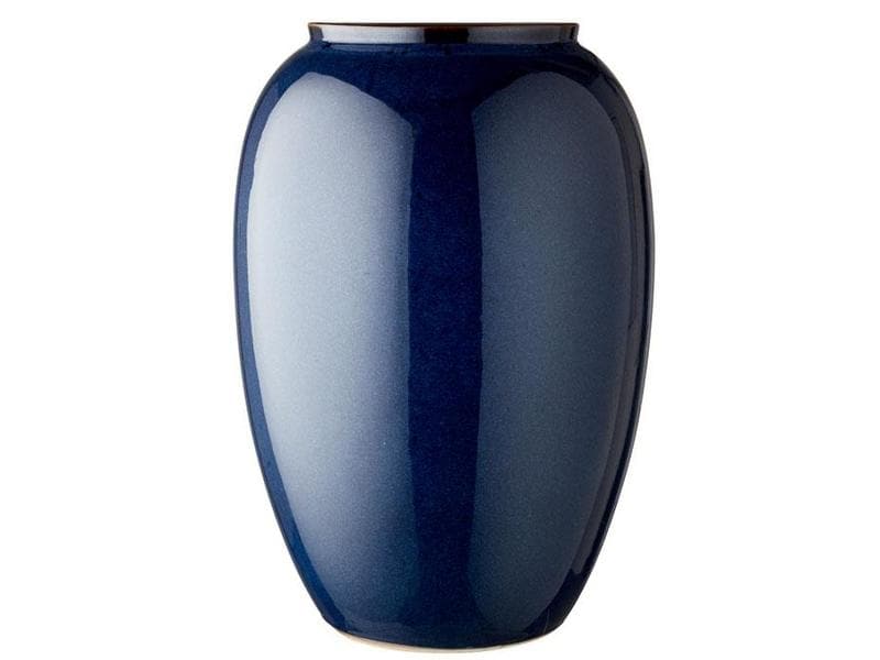 Blue vase bitz