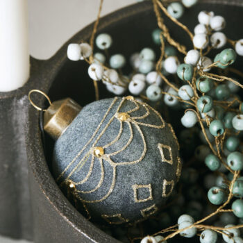 Ornament Velours, staubig grün – House Doctor