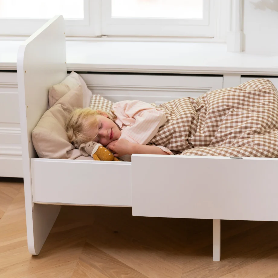 Form Baby & Junior Bett - Nofred