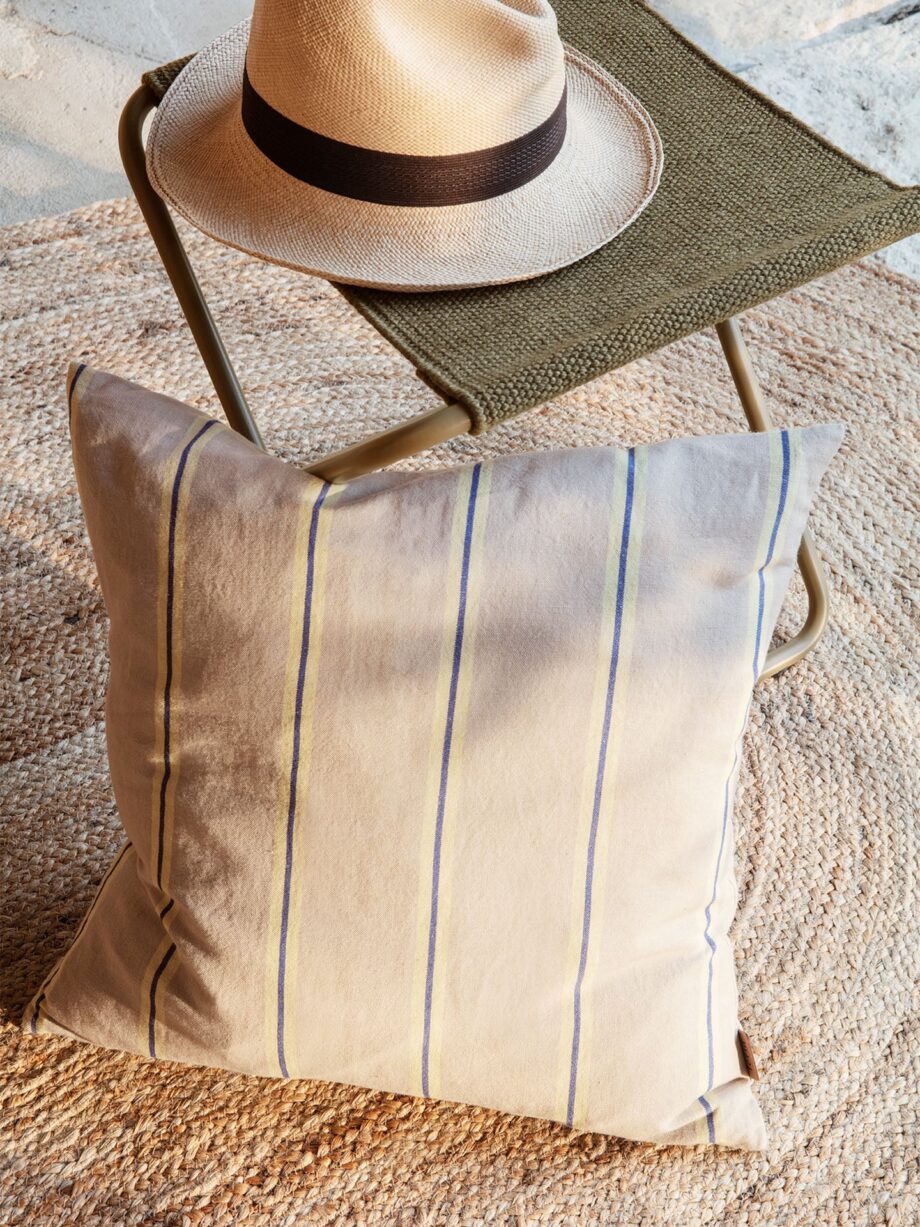 Grand Cushion - Oyster/Lemon/Br Blue﻿