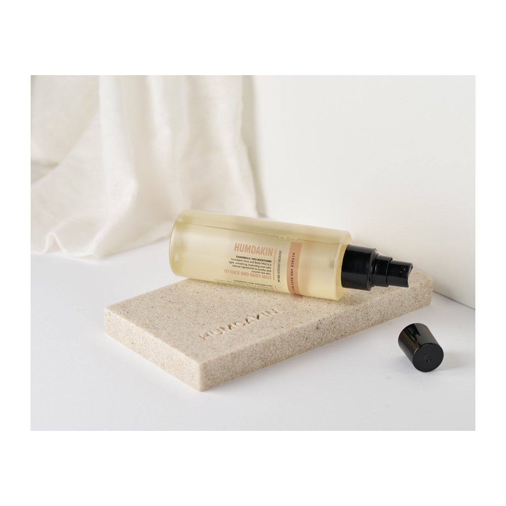 01 Face and Body Mist