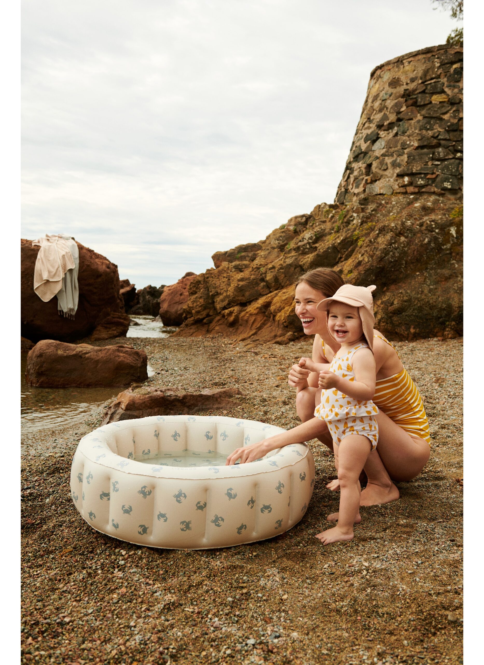 Kornelia Printed Pool Small