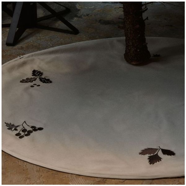 Oak Christmas Tree Blanket - Round